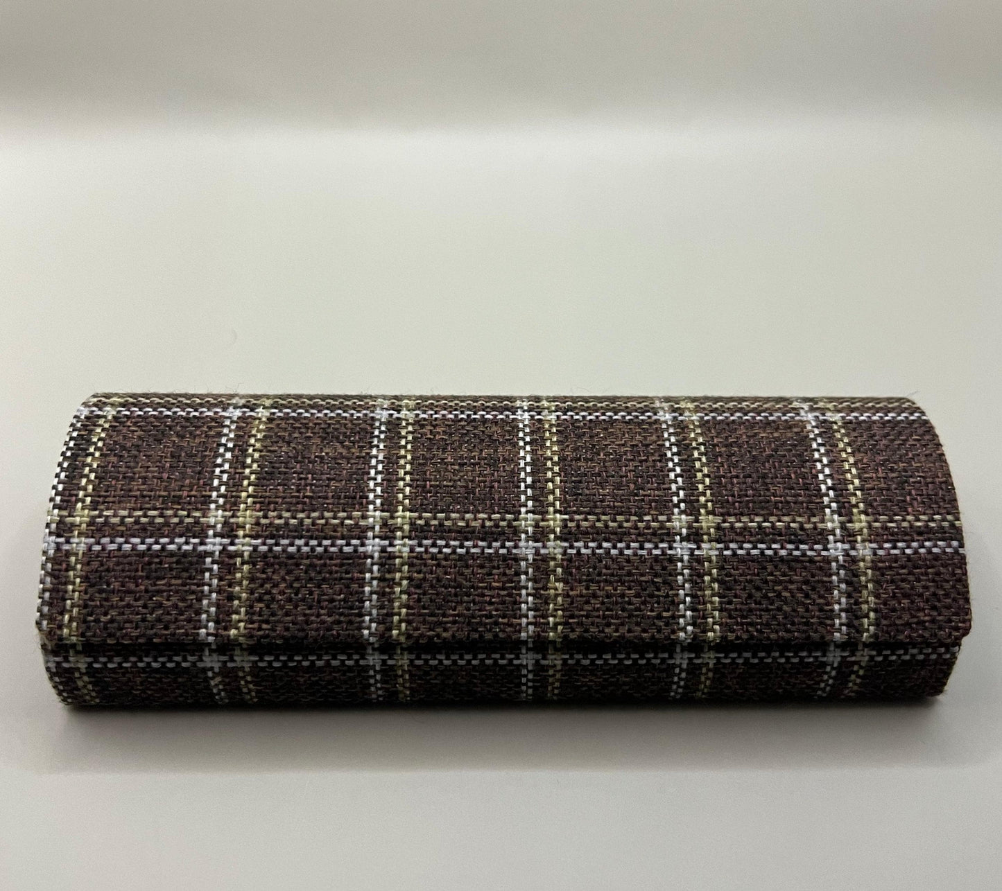 Modern Wool|Plaid Magnetic Closing Hard Case