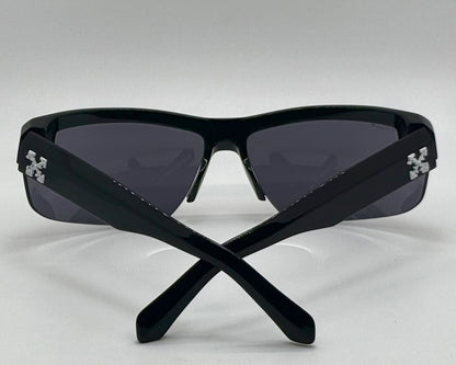 Vintage Off-White Black Shield Wraparound Sunglasses Model Oeri068 1007