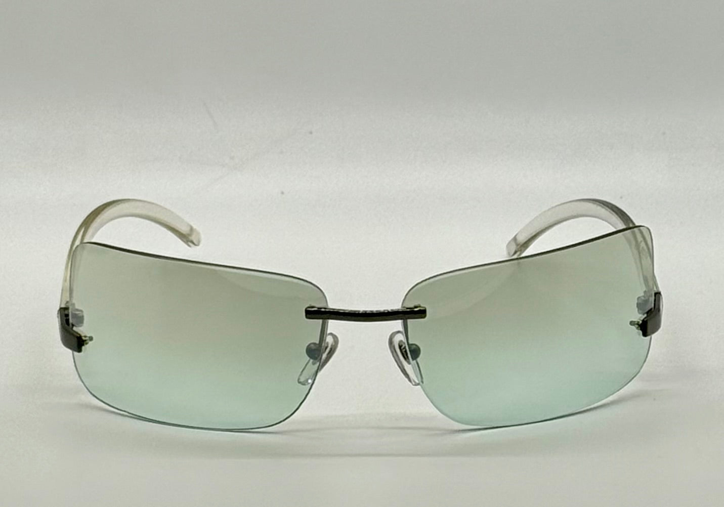 Hilton Firenze ’03 – Vintage Deadstock Y2K Rimless Sunglasses – Green Gradient Italy