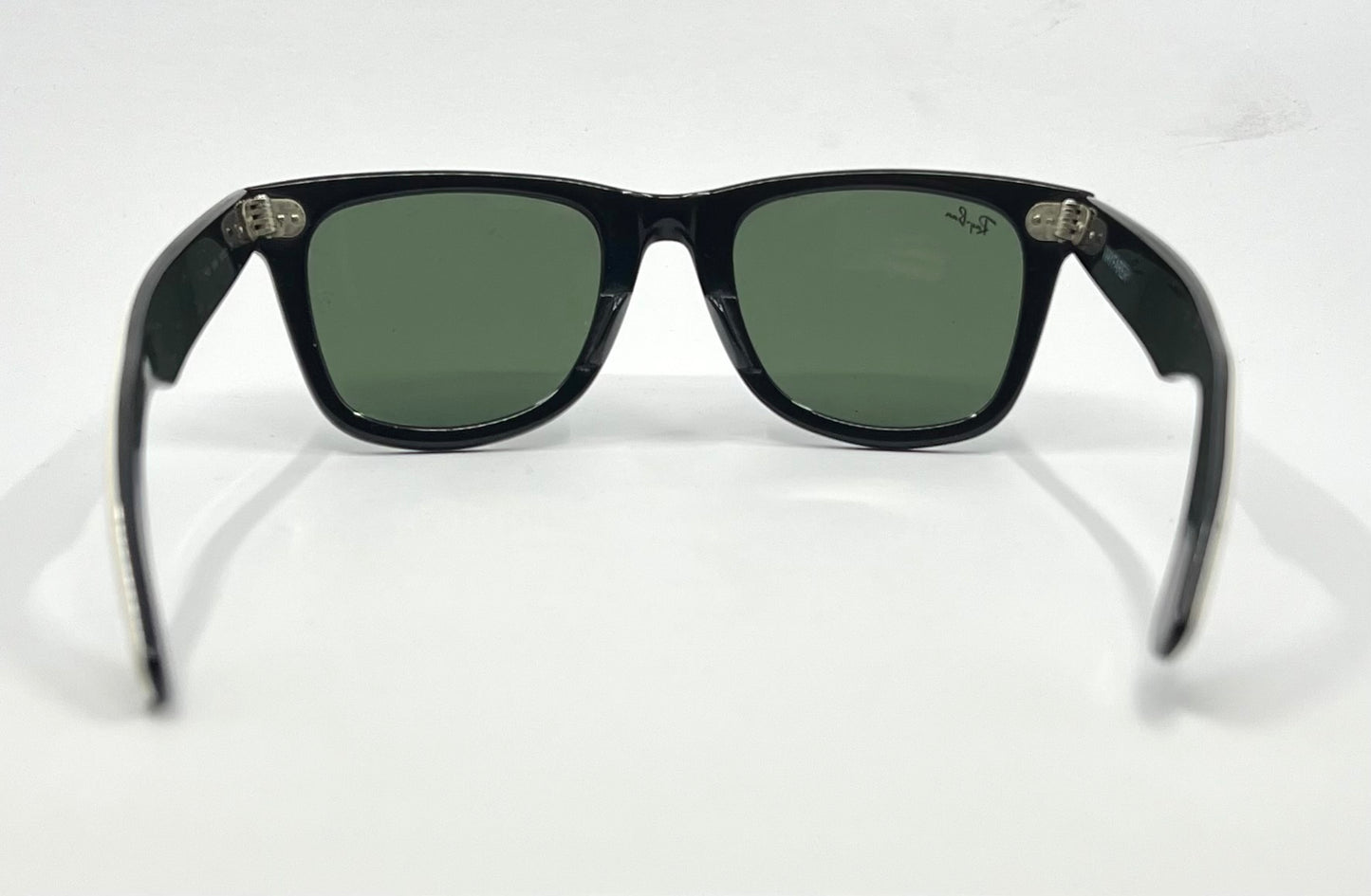 Ray-Ban RB2140 Wayfarer 956 Gloss White G-15 Sunglasses Made in Italy