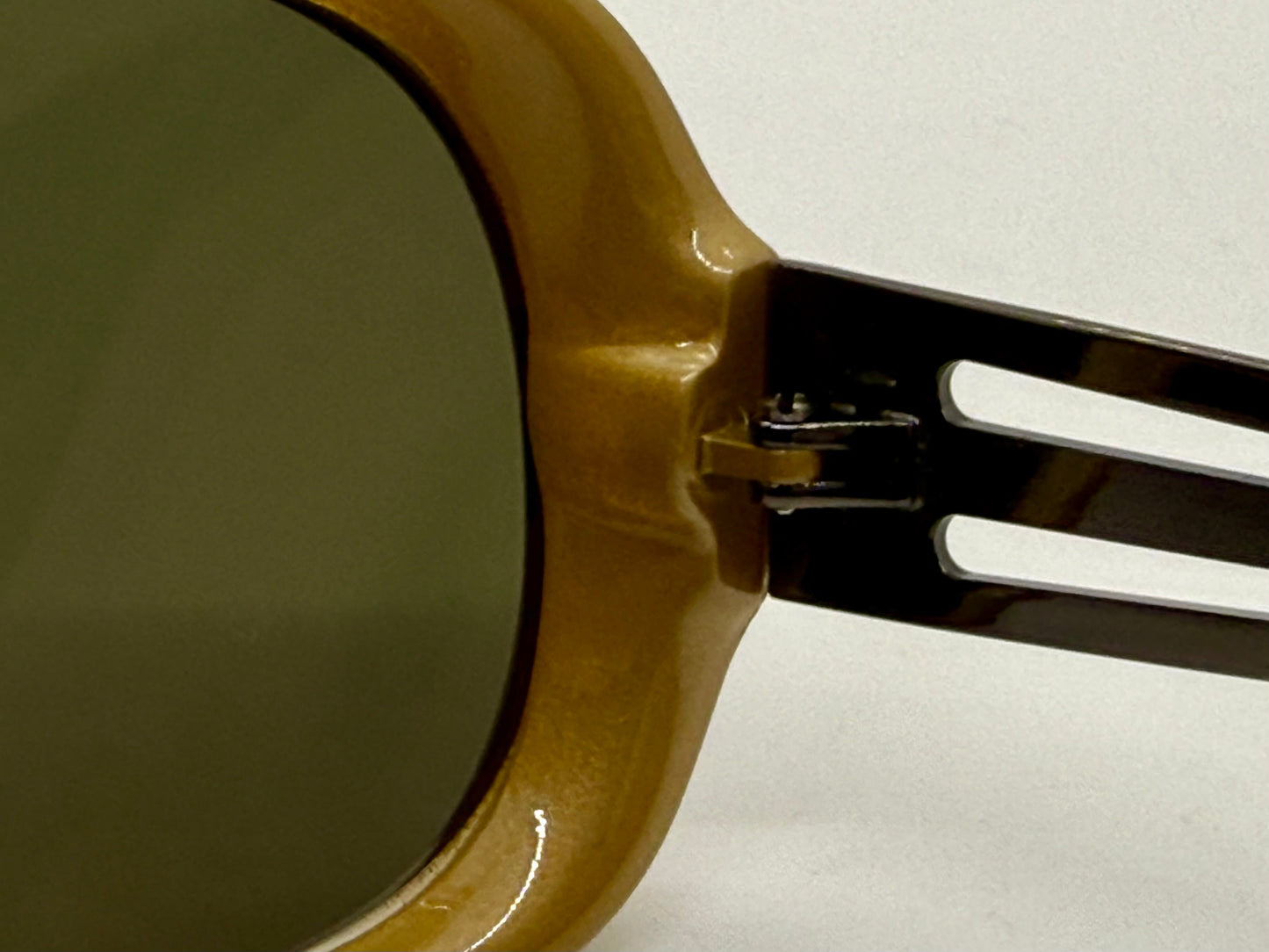 Sting 6067 U12 80s Vintage Sunglasses-Unworn/NOS-Original Green Lenses-Italy