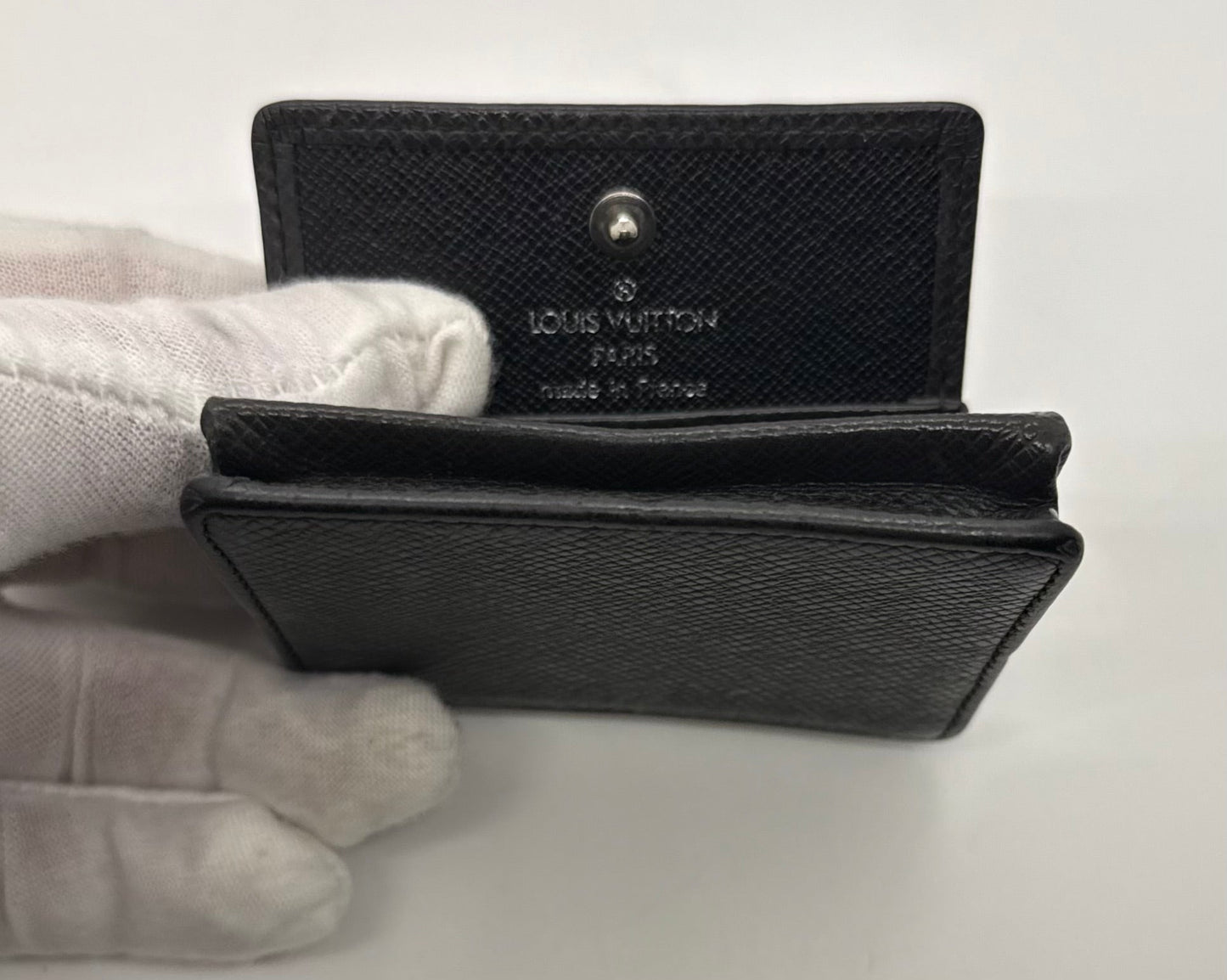 Louis Vuitton Taiga Coin Purse Black Snap VINTAGE Wallet-France