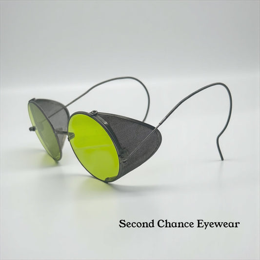 Industrial / Glacier ANTIQUE Spectacles – Green Lenses with Mesh Side Shields – c.1900