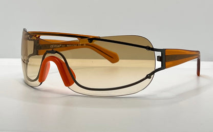 OFF-WHITE™ OERI103 7720 – Amber Shield Sunglasses

BNIB – Full Kit – Made in Italy