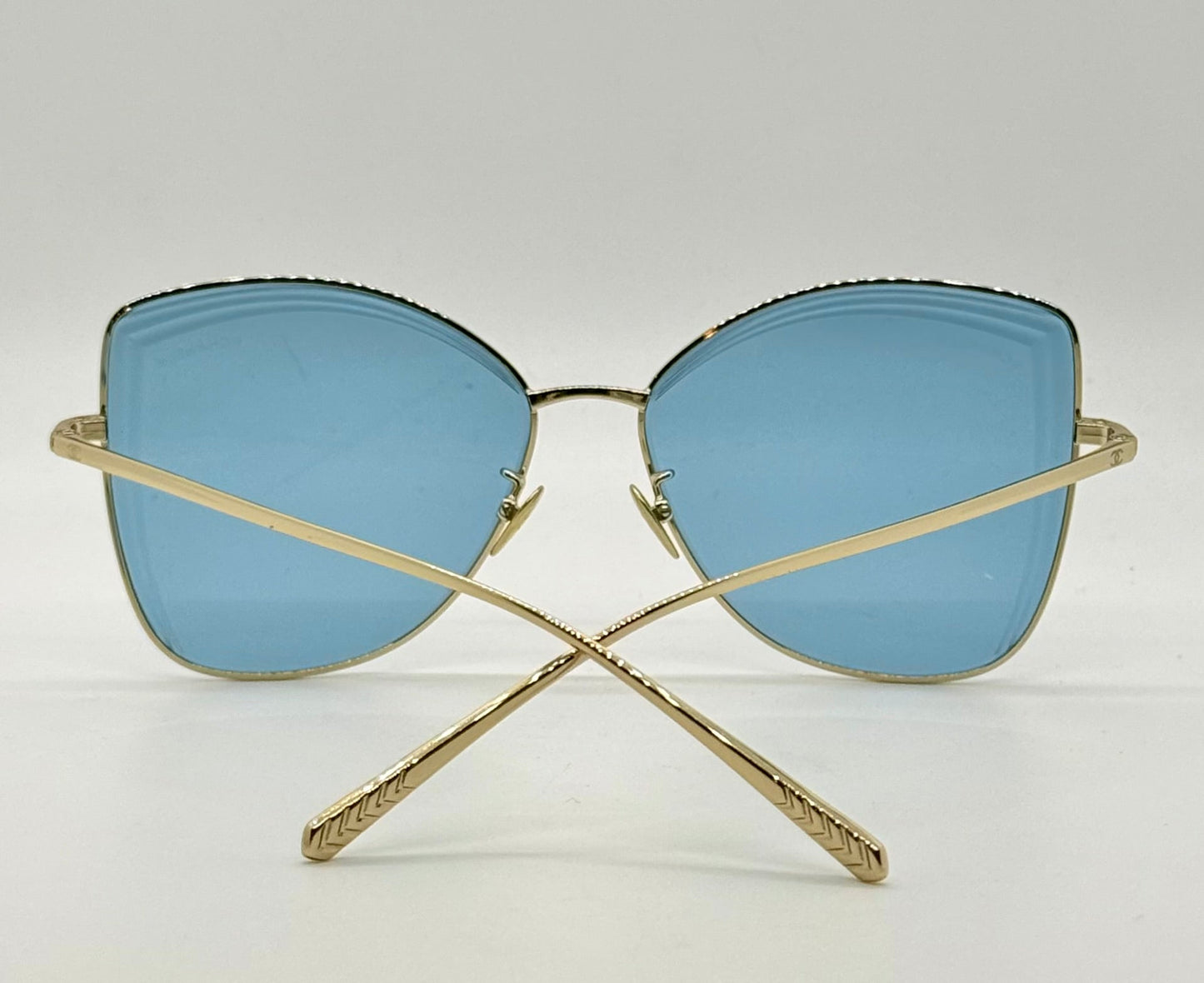 Chanel 4253 C.395/80-Y2K Vintage Gold Metal Sunglasses-UNWORN-w/Case