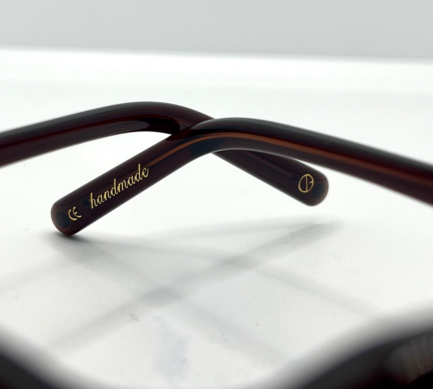 Cynthia Benjamin “Sid” Handmade Sunglasses – Plum Fade Acetate – Full Kit – Luxury Collector’S Piece