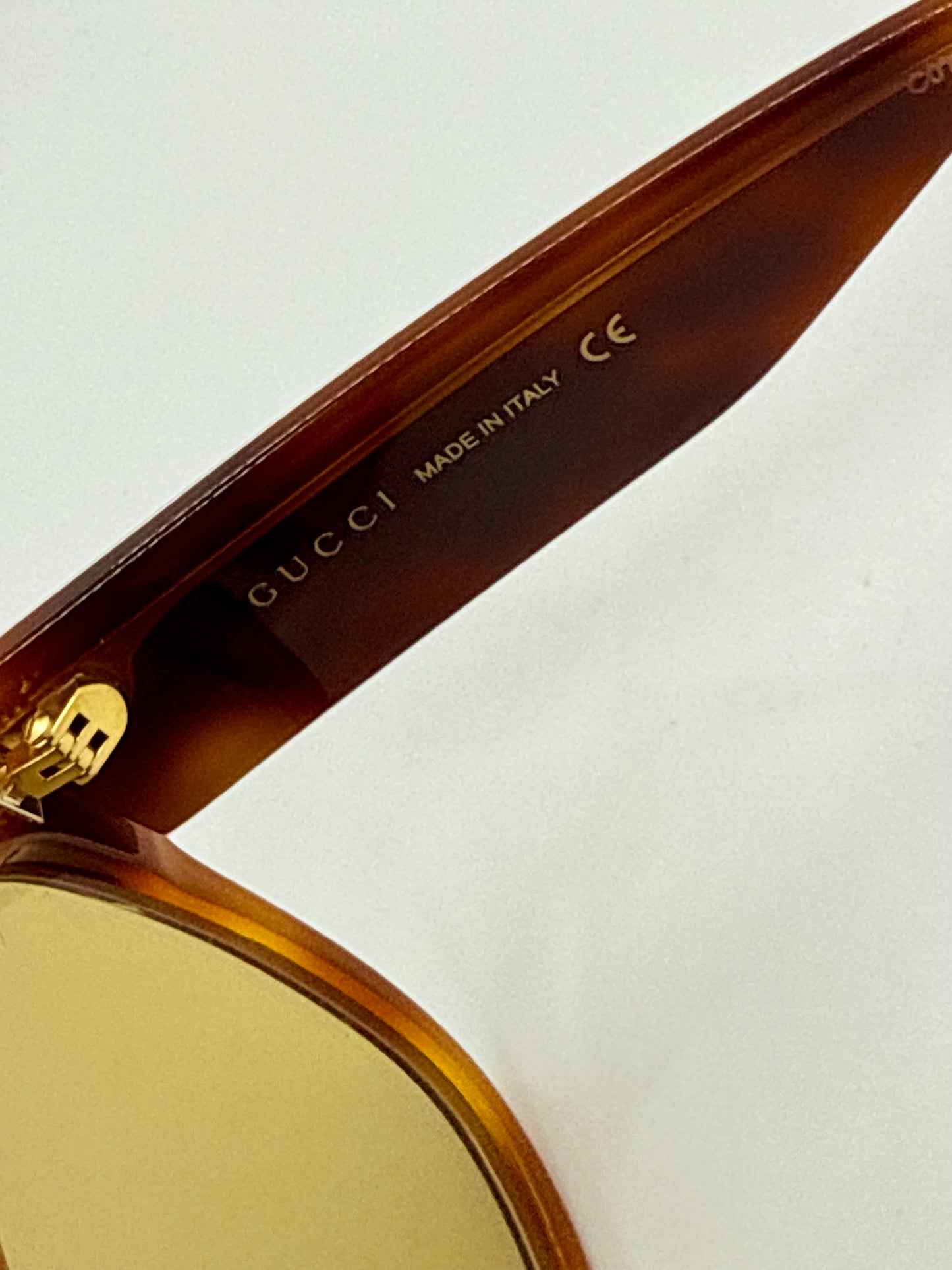 Gucci GG0059S 003 Amber Tortoise Geometric Sunglasses w/ Original Amber Lenses (Unworn)