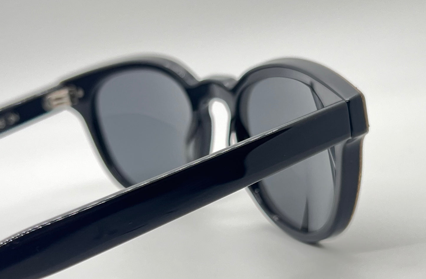 Oliver Peoples Berluti Sheldrake Leather Sunglasses Ov5036Sq-Full Kit