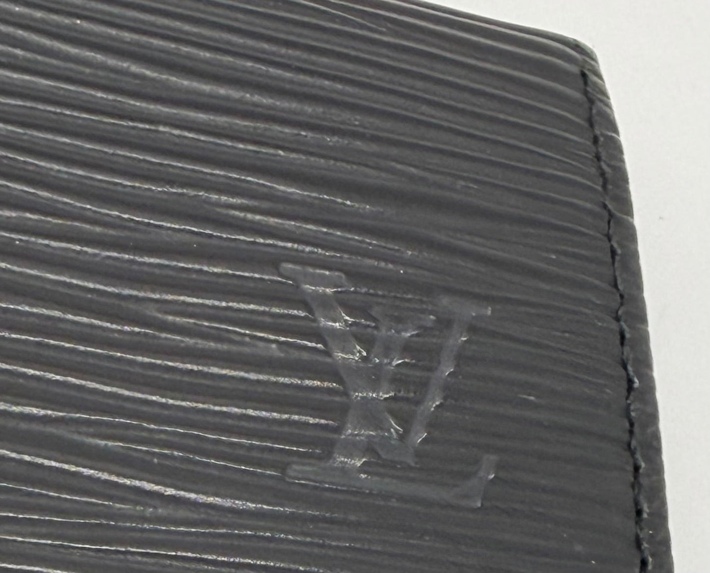 Louis Vuitton VINTAGE Epi Leather Compact Wallet Black-Authentic