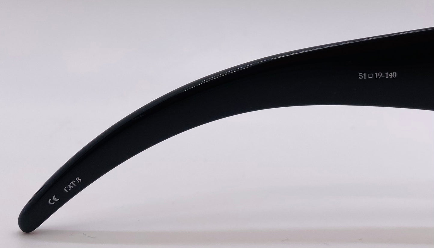 Linda Farrow X Prabal Gurung Pg|17|5 Cat-Eye Sunglasses-Bold Yellow & White Acetate With Gradient Blue Lenses