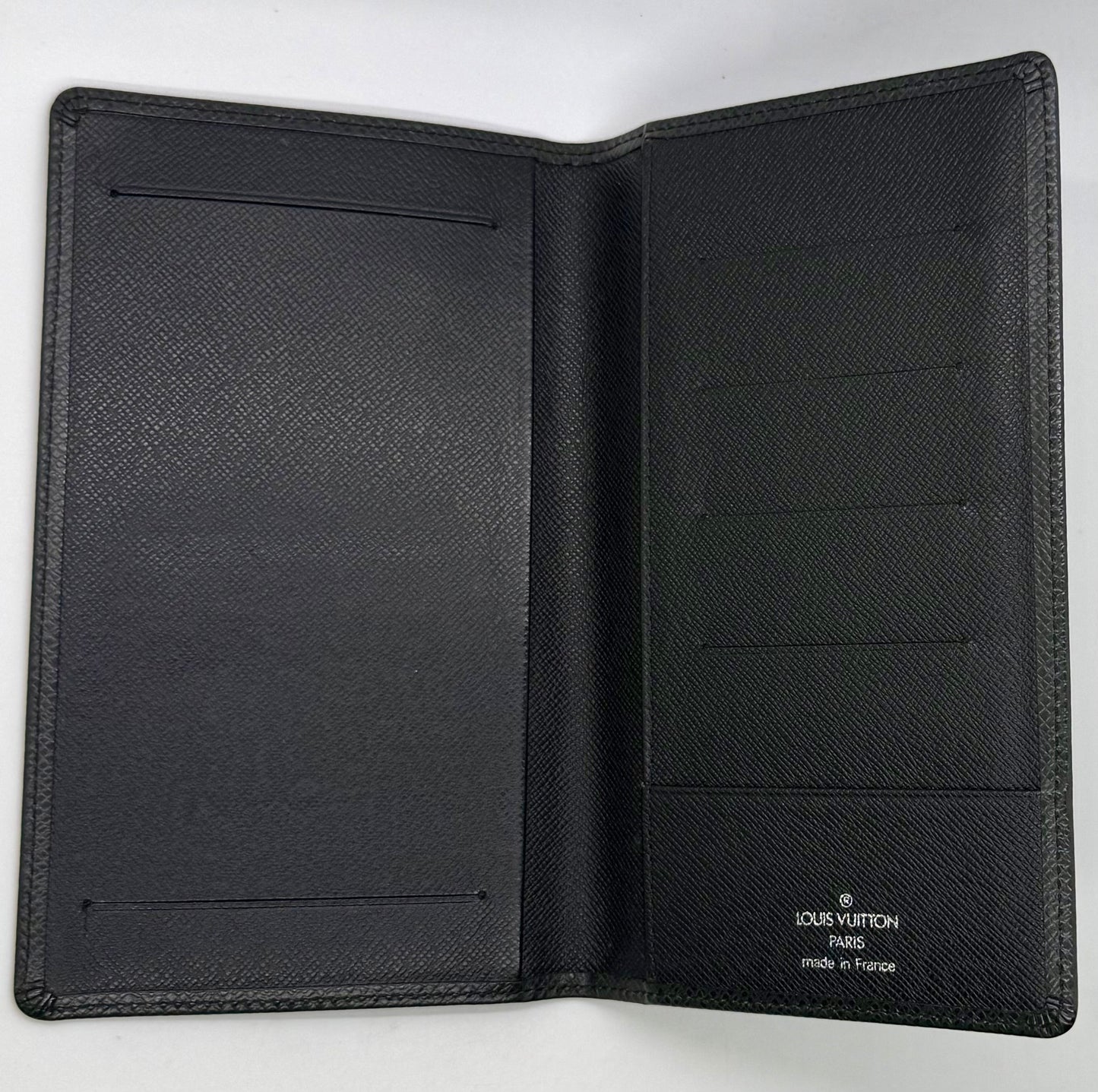Louis Vuitton Taiga Leather Long Wallet-Black-Made in France-Unused-Archive