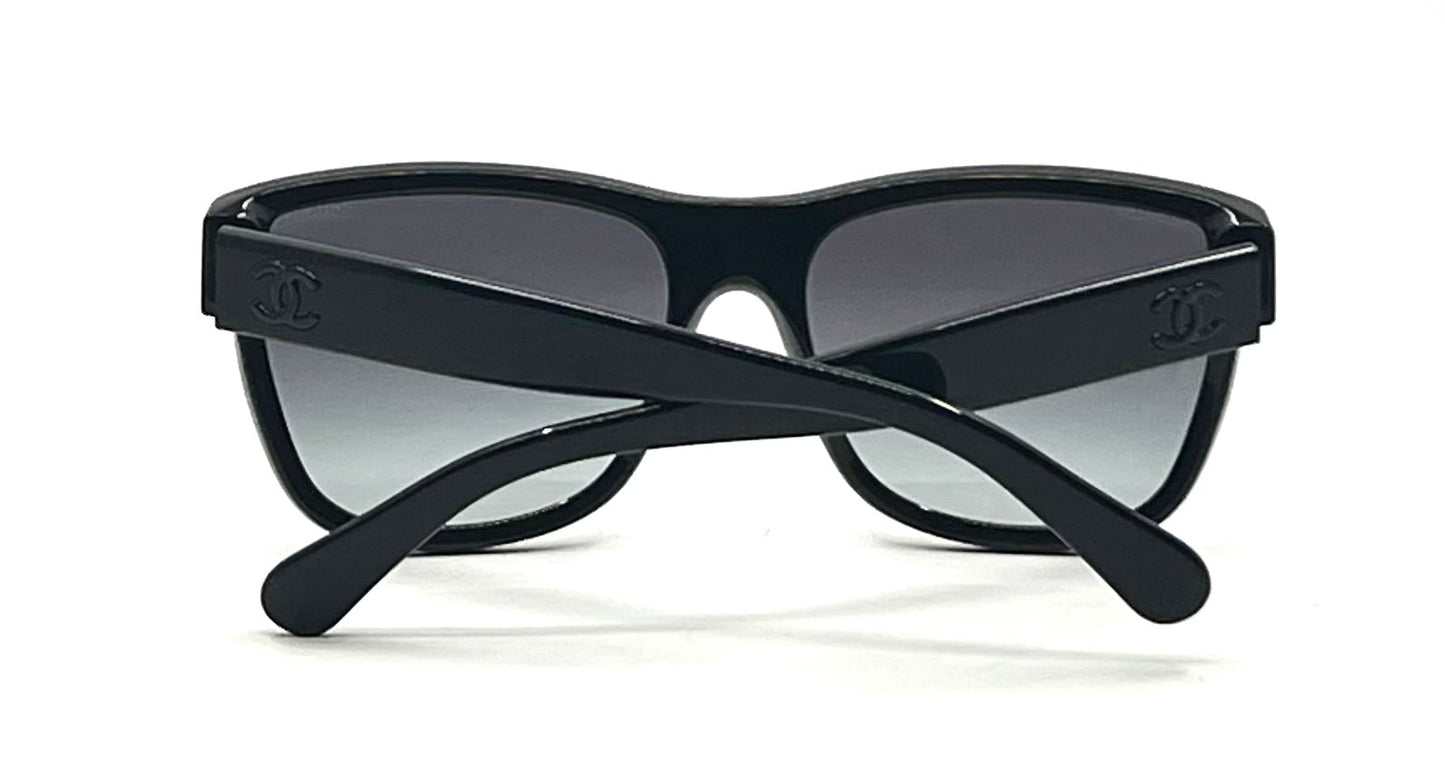 Chanel 5386 Black CC Logo Sunglasses 60-16 Italy Gradient Lens Unworn