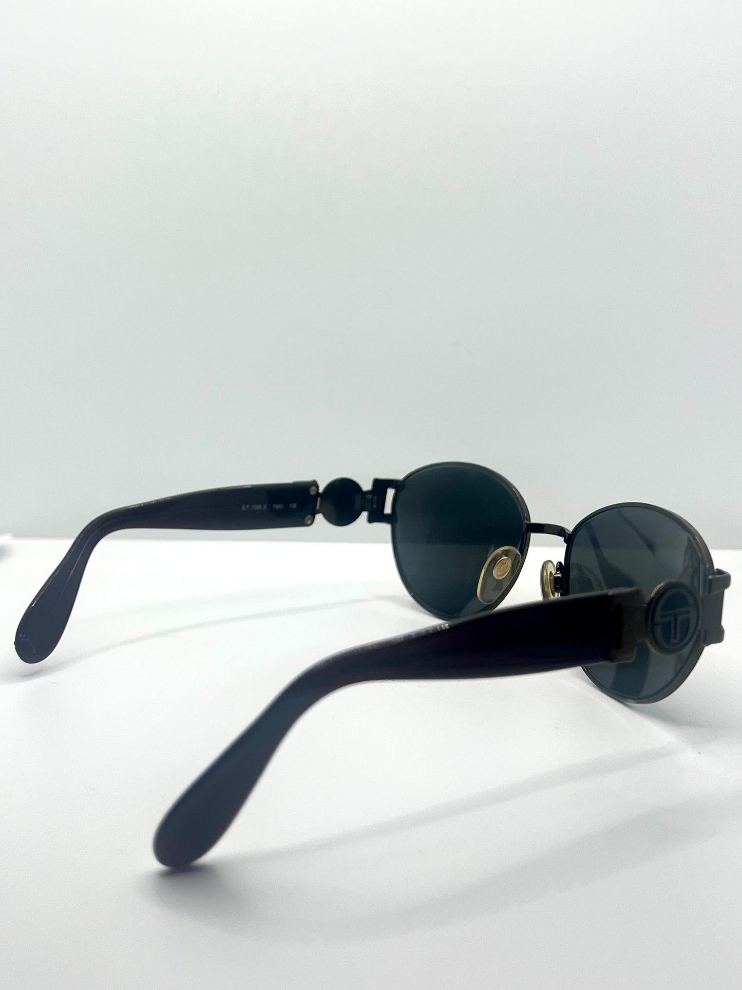 Sergio Tacchini S.T. 1056-S Vintage Sunglasses-Made In Italy-Iconic Logo