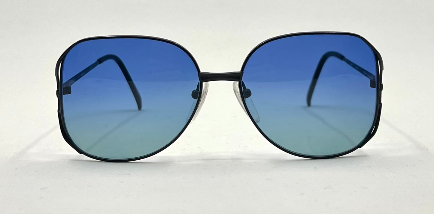 Nikon NK4608 Japan Vintage Sunglasses w/New Blue Gradient Custom Lenses-UNWORN
