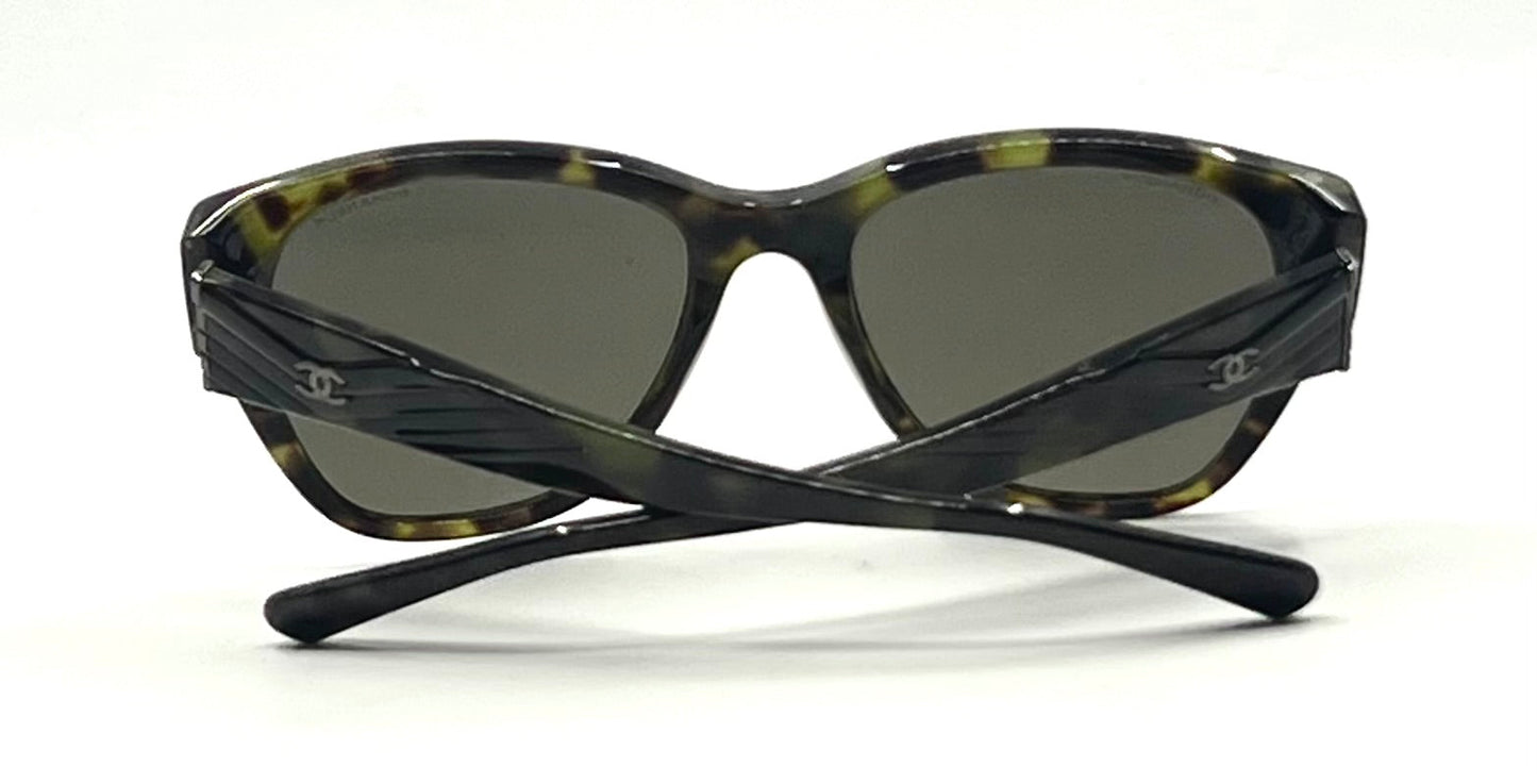 Chanel 5412 CC Logo Tortoise Sunglasses 54-19 Italy Gradient Lens Unworn