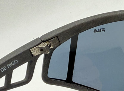 Fila Mod.8862 Col.9714 Y2K Vintage Deadstock Carbon Fiber Wrap Sunglasses Italy