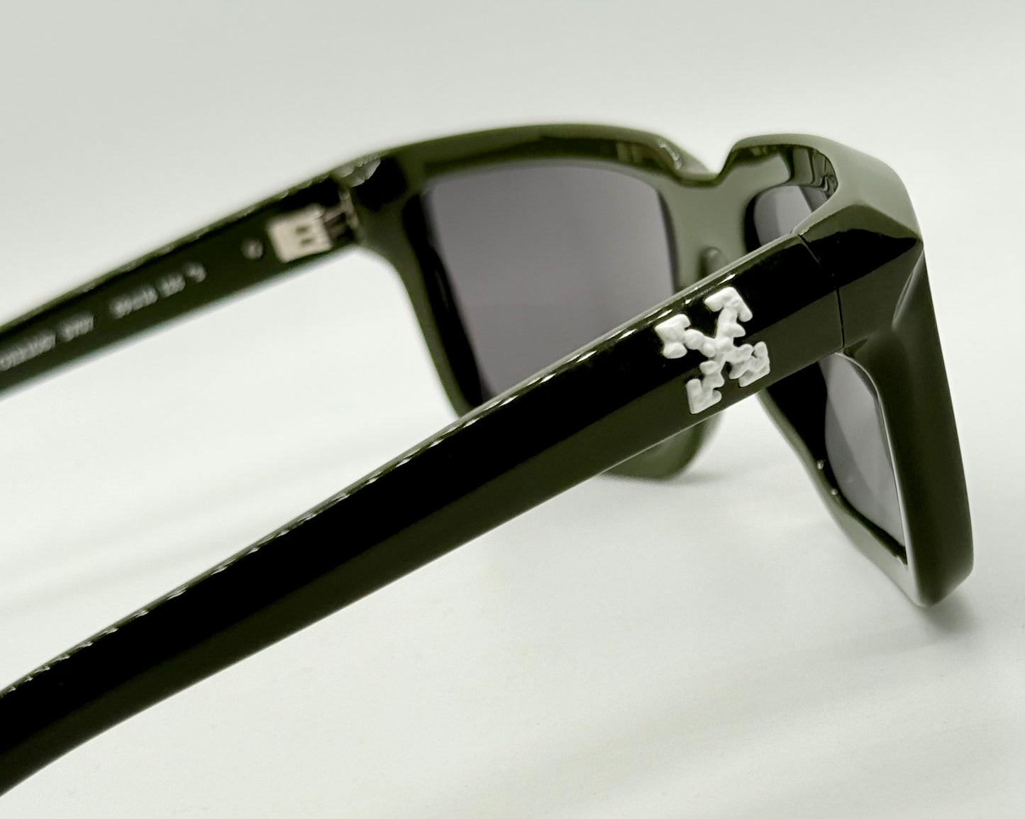 Off-White™ Oe Ri067 5707 Green Sunglasses-Rare Colorway-New|Unworn-Full Kit-59Mm