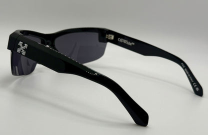 Vintage Off-White Black Shield Wraparound Sunglasses Model Oeri068 1007