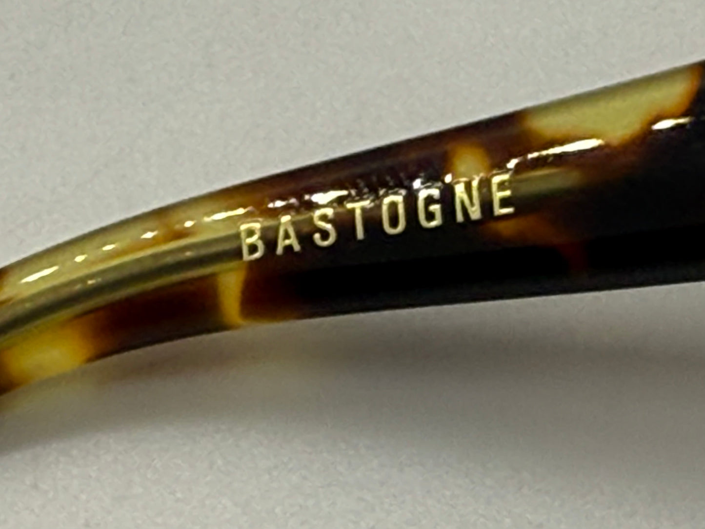 JACQUES MARIE MAGE  BASTOGNE in GOLD ANTIQUE-Ltd. Of 350pcs.-Full Kit, Dual JMM Lenses