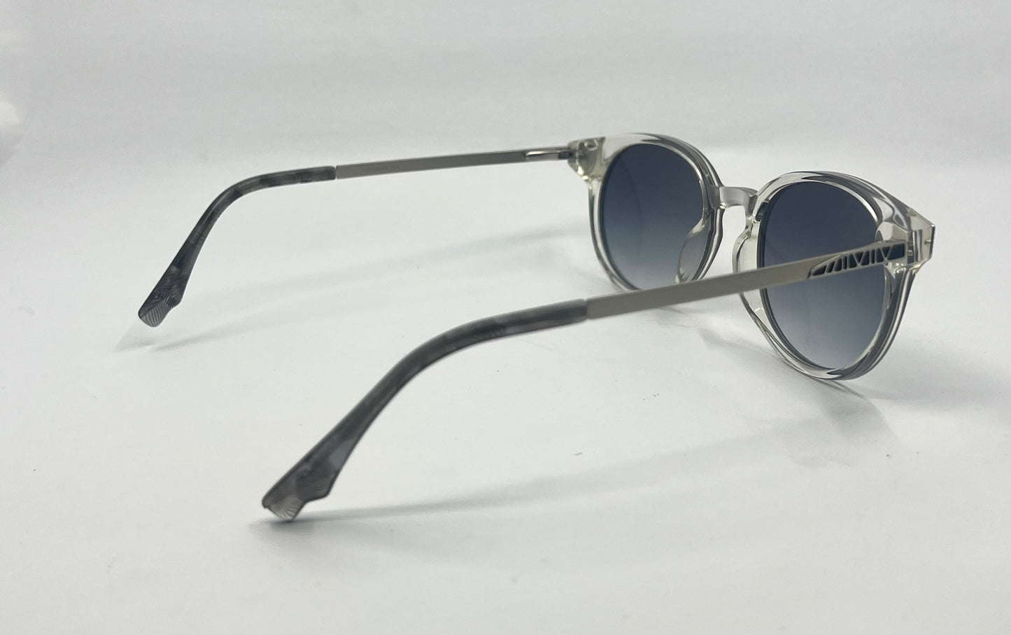 Coco and Breezy CB Inspire 103 Clear Round Sunglasses Grey Gradient Lenses 53-17