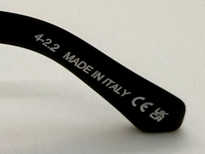 Vintage Off-White Black Shield Wraparound Sunglasses Model Oeri068 1007