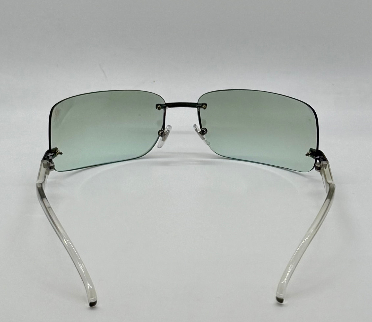Hilton Firenze ’03 – Vintage Deadstock Y2K Rimless Sunglasses – Green Gradient Italy