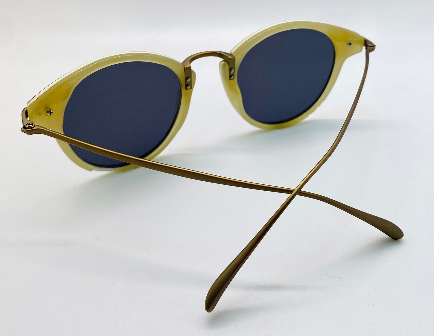 Tom Davies Bespoke Sunglasses - Model 76259 – Silver 925 & Natural Buffalo Horn Collection - Custom Luxury Frames
