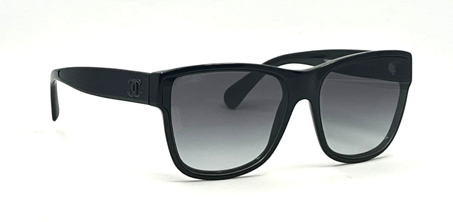 Chanel 5386 Black CC Logo Sunglasses 60-16 Italy Gradient Lens Unworn