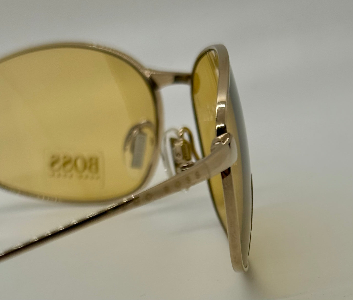 Hugo Boss Hb5774 Titanium Aviator Sunglasses Amber Lens Deadstock Japan