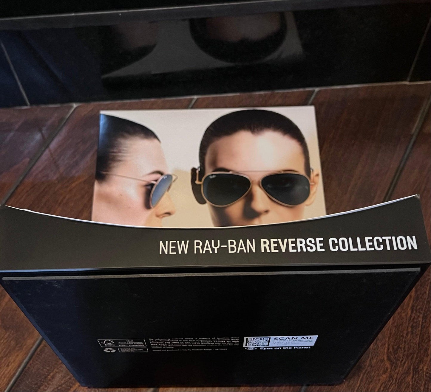 Ray-Ban “Reverse Collection” L-Shape Retail Counter Display Stand-Mint Condition