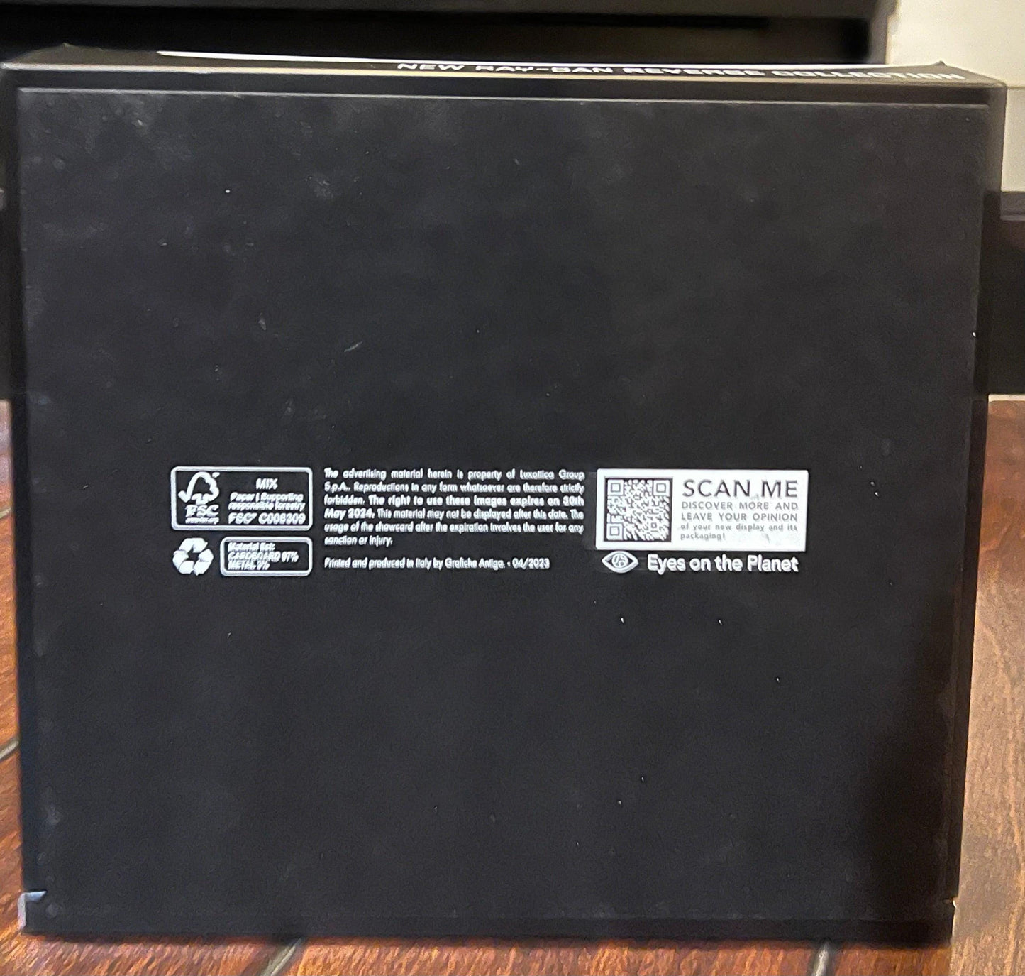 Ray-Ban “Reverse Collection” L-Shape Retail Counter Display Stand-Mint Condition