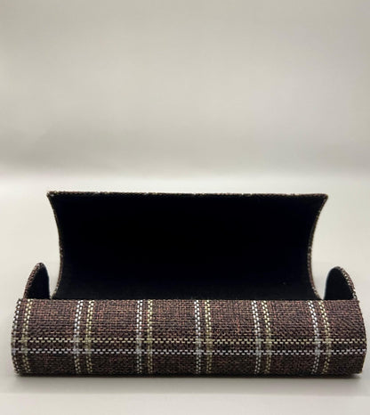 Modern Wool|Plaid Magnetic Closing Hard Case