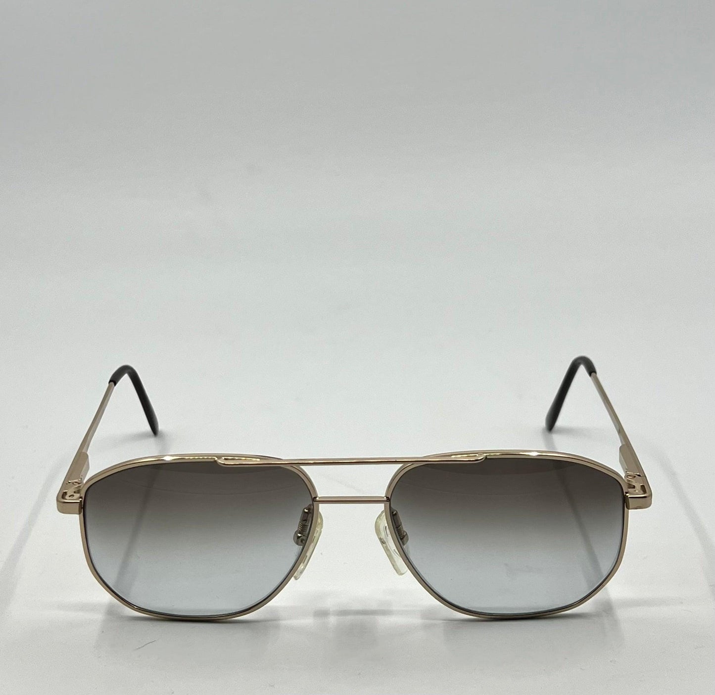 Studio 123-R-Flex Gold Vintage Aviator Sunglasses w|New Grey Gradient Custom Lenses-Deadstock