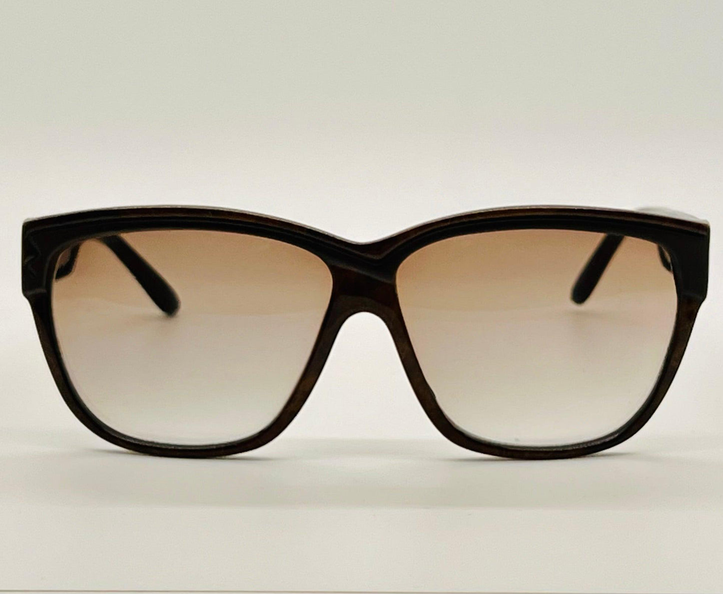 Vintage Courrèges Paris Sunglasses Model 8693-9 C56 - Nos, Made In France, Brown Tortoiseshell Frame With Gradient Lenses