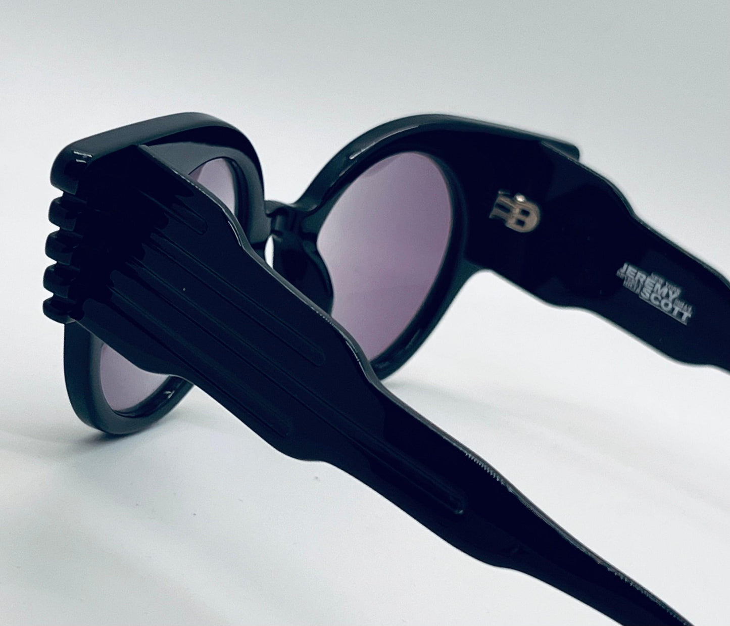 Vintage Nos Linda Farrow Projects X Jeremy Scott Js|Wings|1 Handmade Black Sunglasses With Purple Gradient Lenses