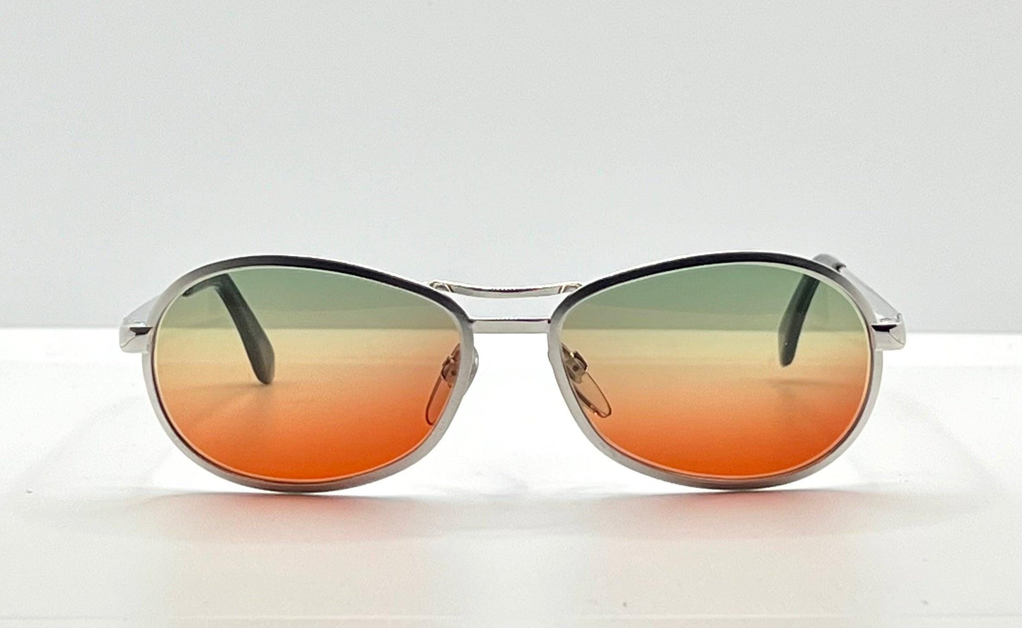 Nos Suzy Gilt Vintage Silver Aviator Sunglasses W|New, Custom Sunset Fade Gradient Lenses