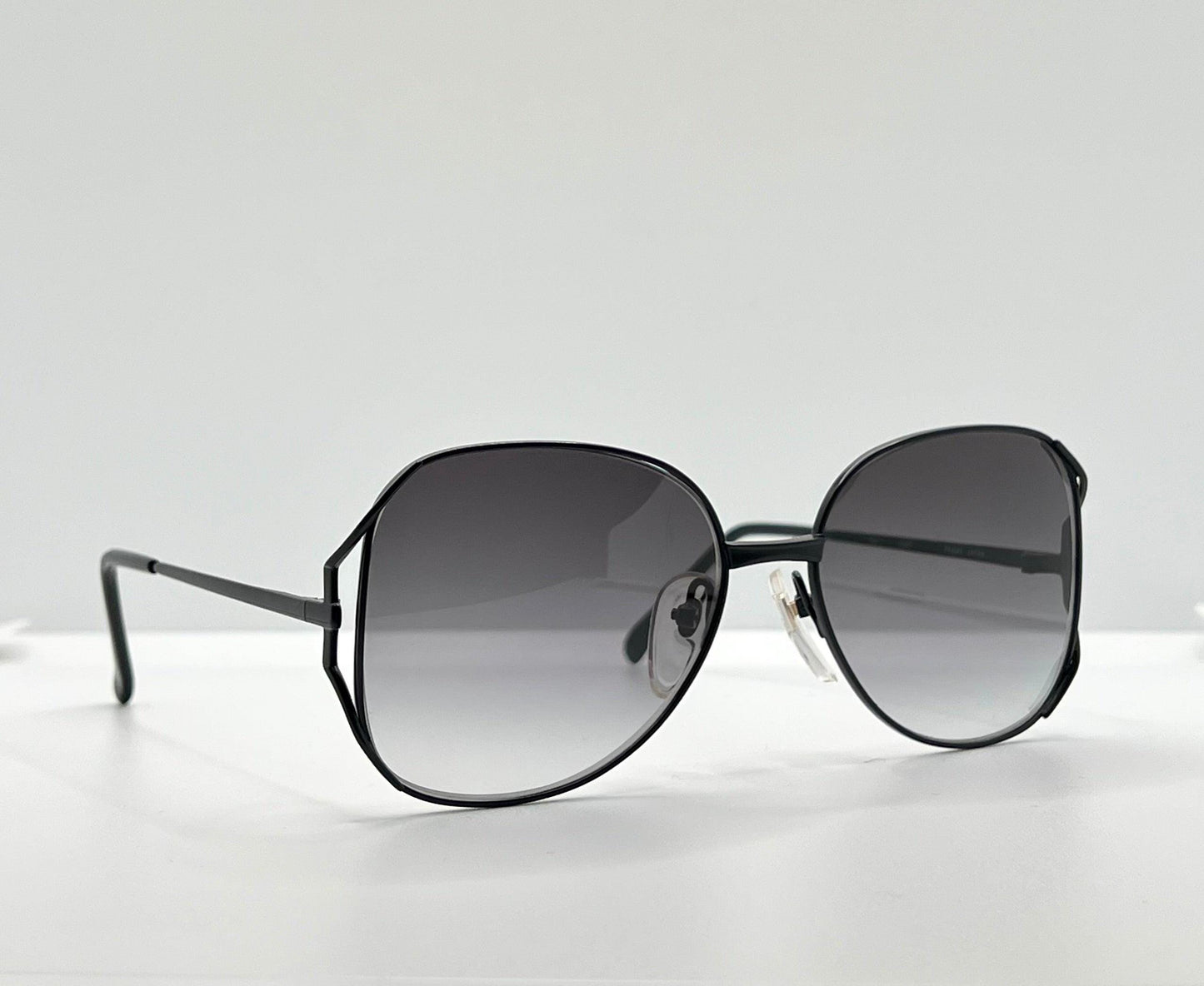 Nikon Nk4608 Vintage Sunglasses – Made In Japan – Gradient Lenses – Deadstock