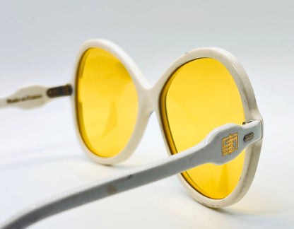 Vintage 1970S Emilio Pucci Sunglasses – Nos Pearl White With Muted Jade Accents, Original Solid Marigold Lenses-Made In France