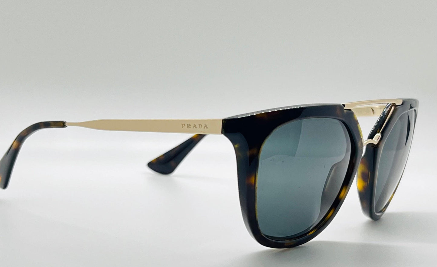 New|Old Stock Prada Cinema Collection Sunglasses Spr13Q W|New, Custom Lenses