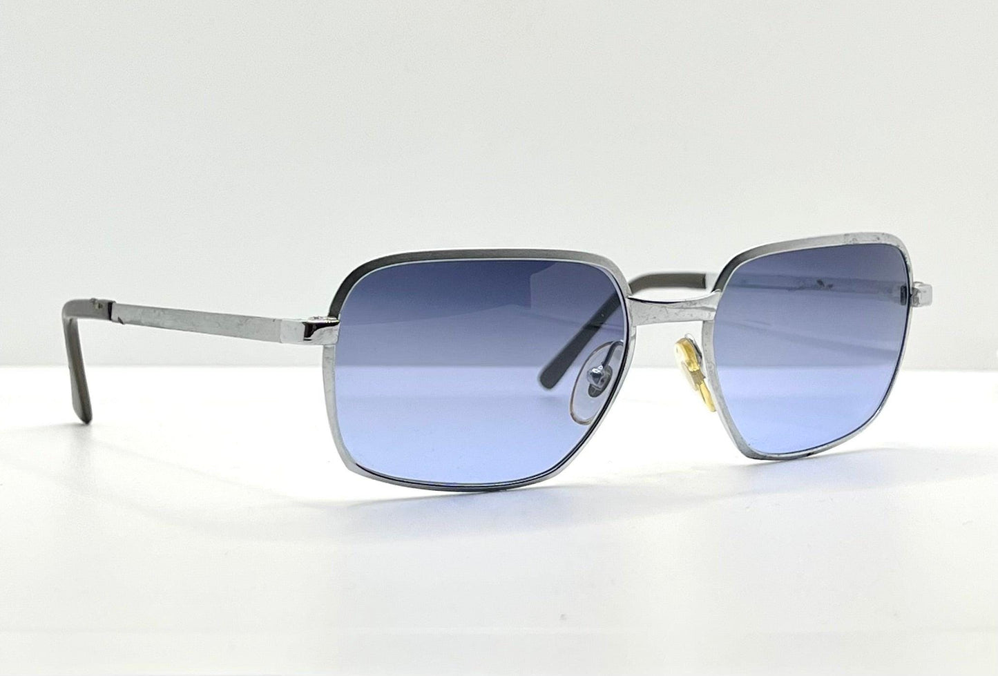 Fairfield F088 Vintage Sunglasses W|New, Custom Gradient Twilight Blue Lenses-Deadstock-France